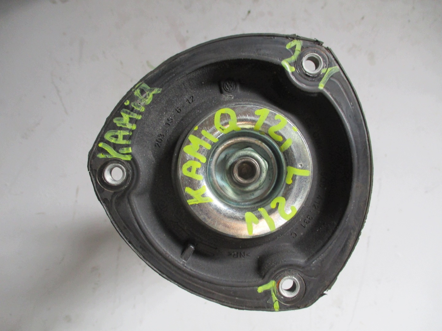 shock absorber front front left SKODA KAMIQ 1,2I 2Q0413031DS