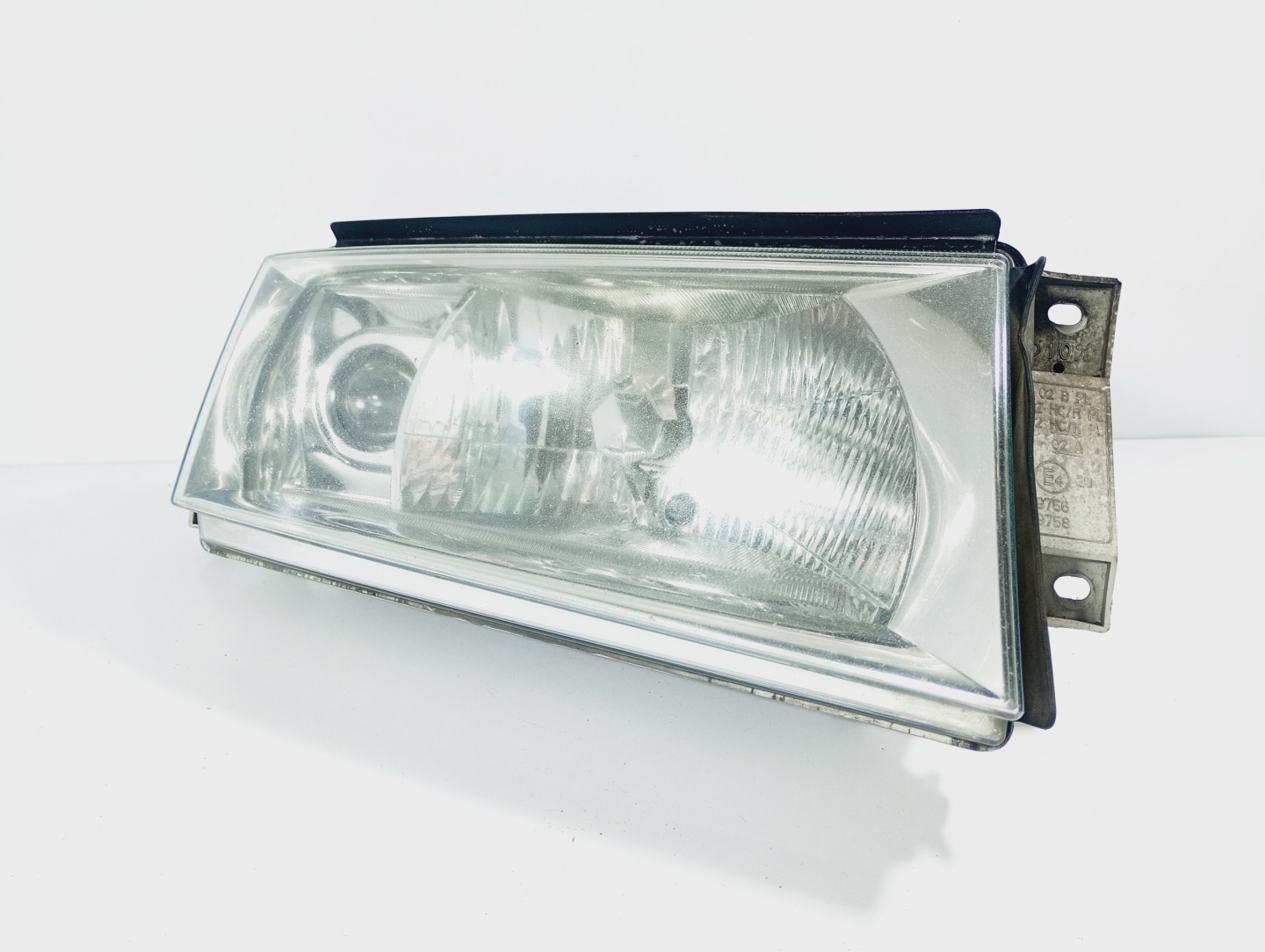 light right reflektor right front OE 1U1941016E Skoda Octavia 1 and 98-10