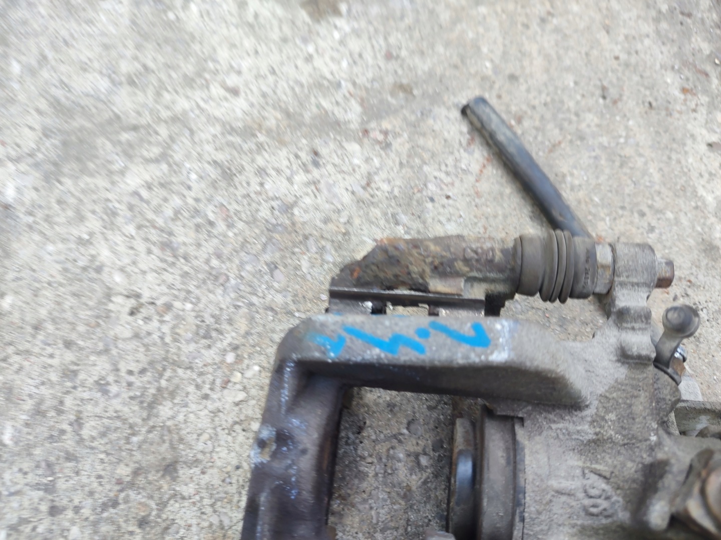 caliper brake left rear part rear opel astra J