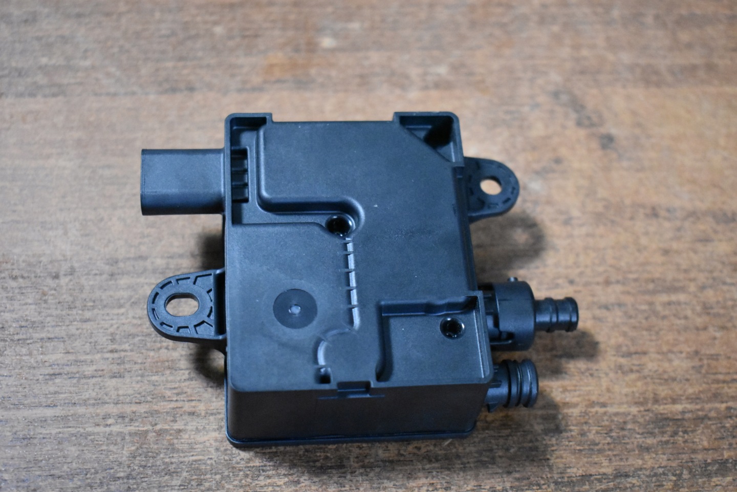 IDEALNY Sensor MIKROPYLOWY MERCEDES W167 1 9