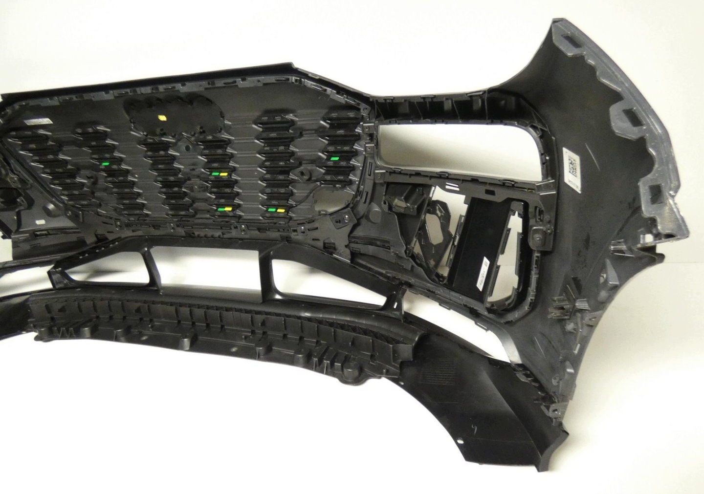 AUDI Q6 E-TRON S-LINE 85H807437B below 6 PDC washer 2024- front bumper