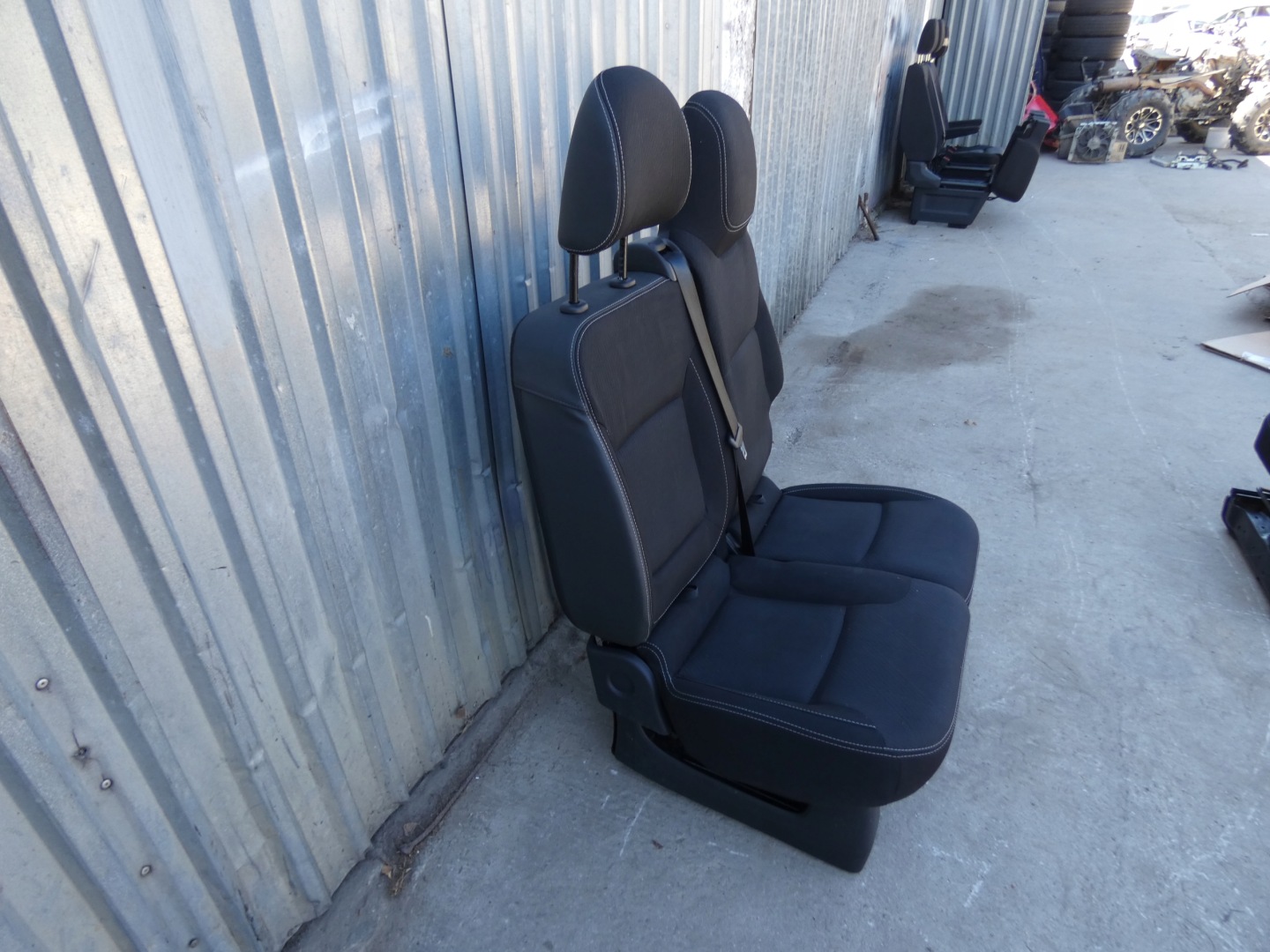 RENAULT TRAFIC IV seat front seats front 2023r