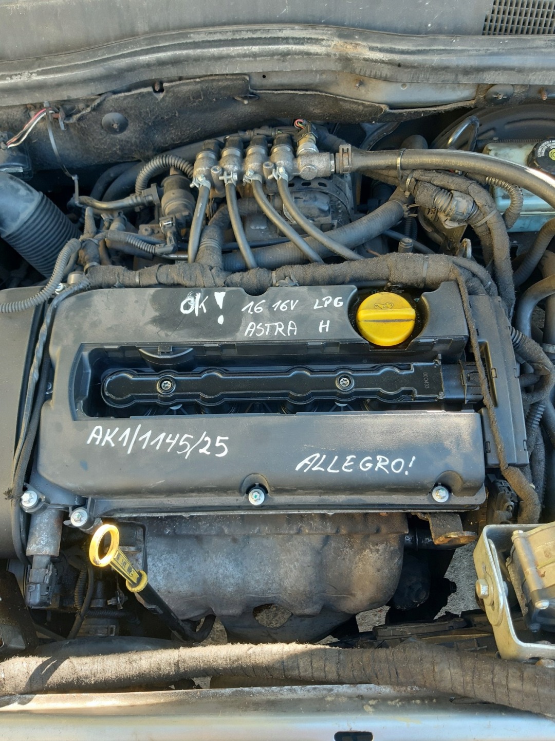 OPEL ASTRA III H engine pillar 1.6 16V LPG