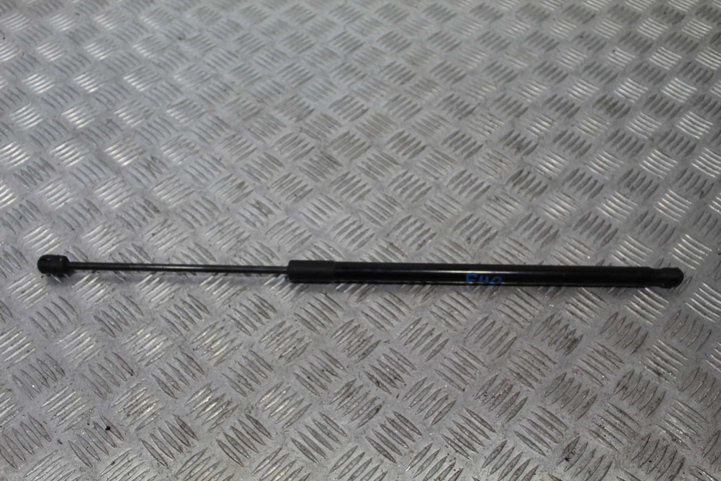 damper bonnet BMW 1 M1 F40 7456042