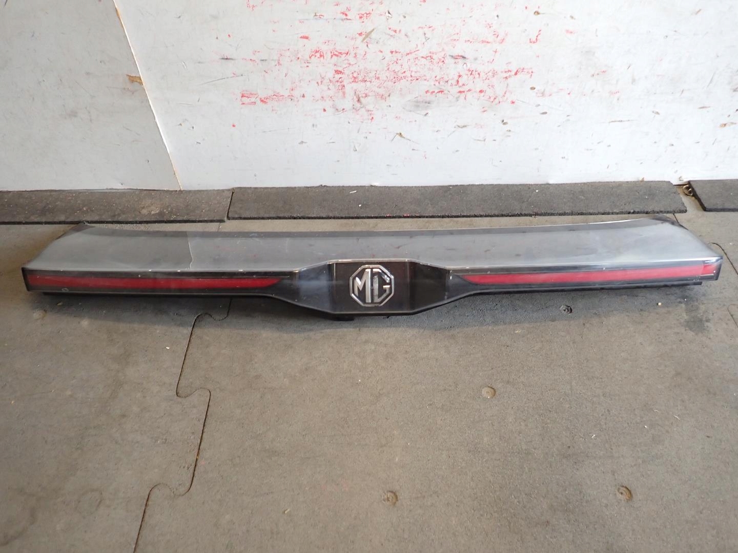 LIGHT REAR PART CAP ZAPLAVENA MG4 MG 4 2022- 10976795