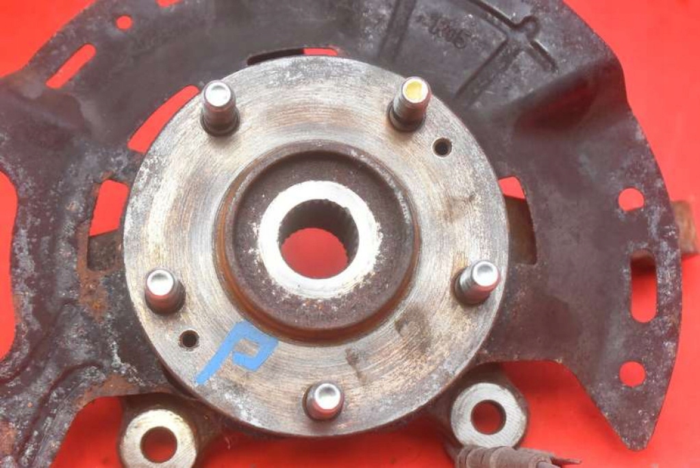 otoč čepu pravá předek KIA CEED 3 III 1.6 CRDI 115 KM 18-20
