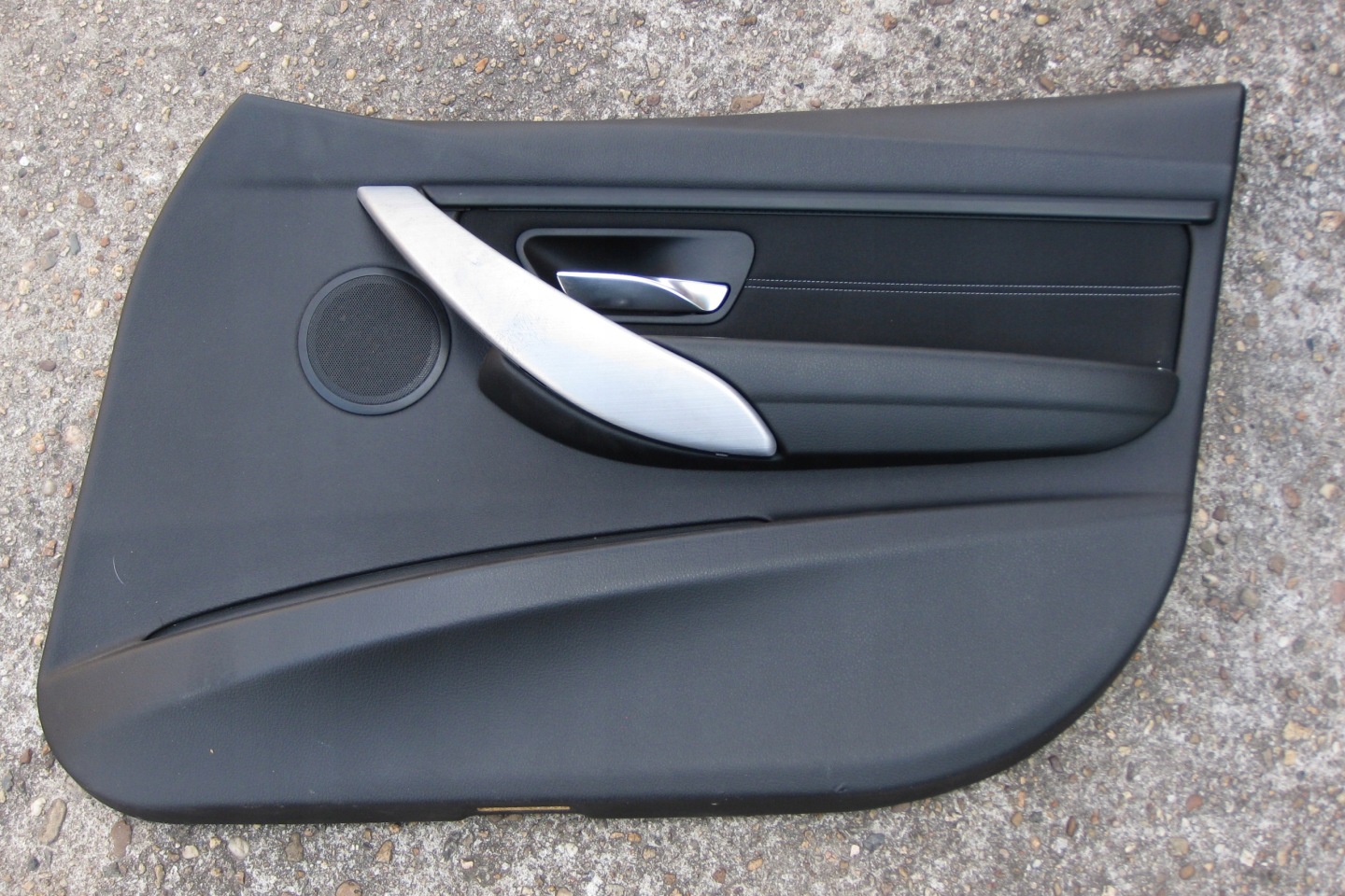 BMW F31 2.0D 14R side door right front