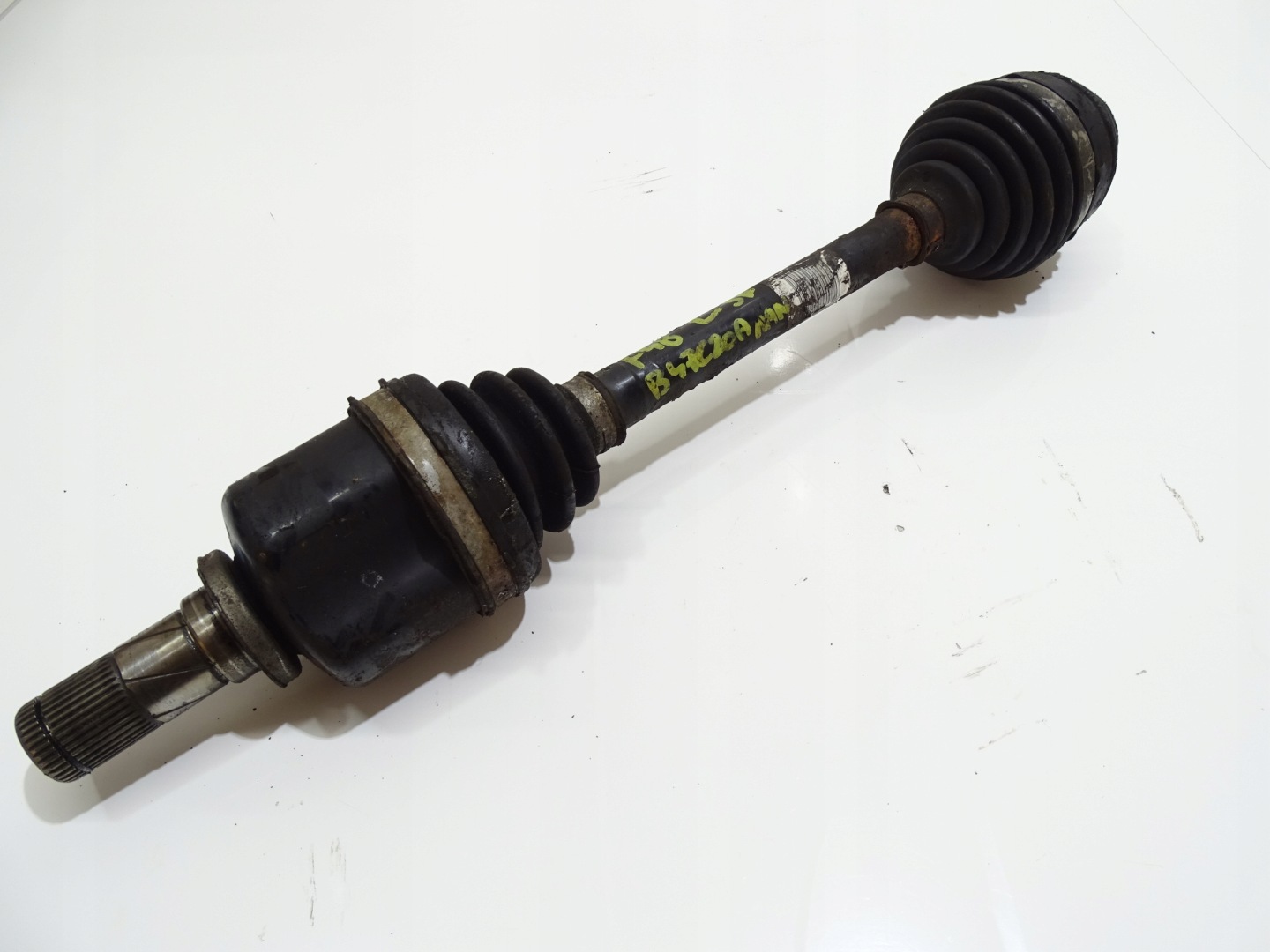 semi-axis left front BMW X1 F48 B47C20A 8643367 MANUAL