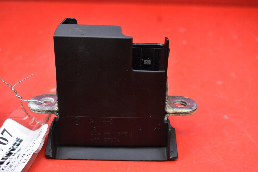 lock bonnet rear part boot 5M0827505B VW GOLF 5 V plus 03-09