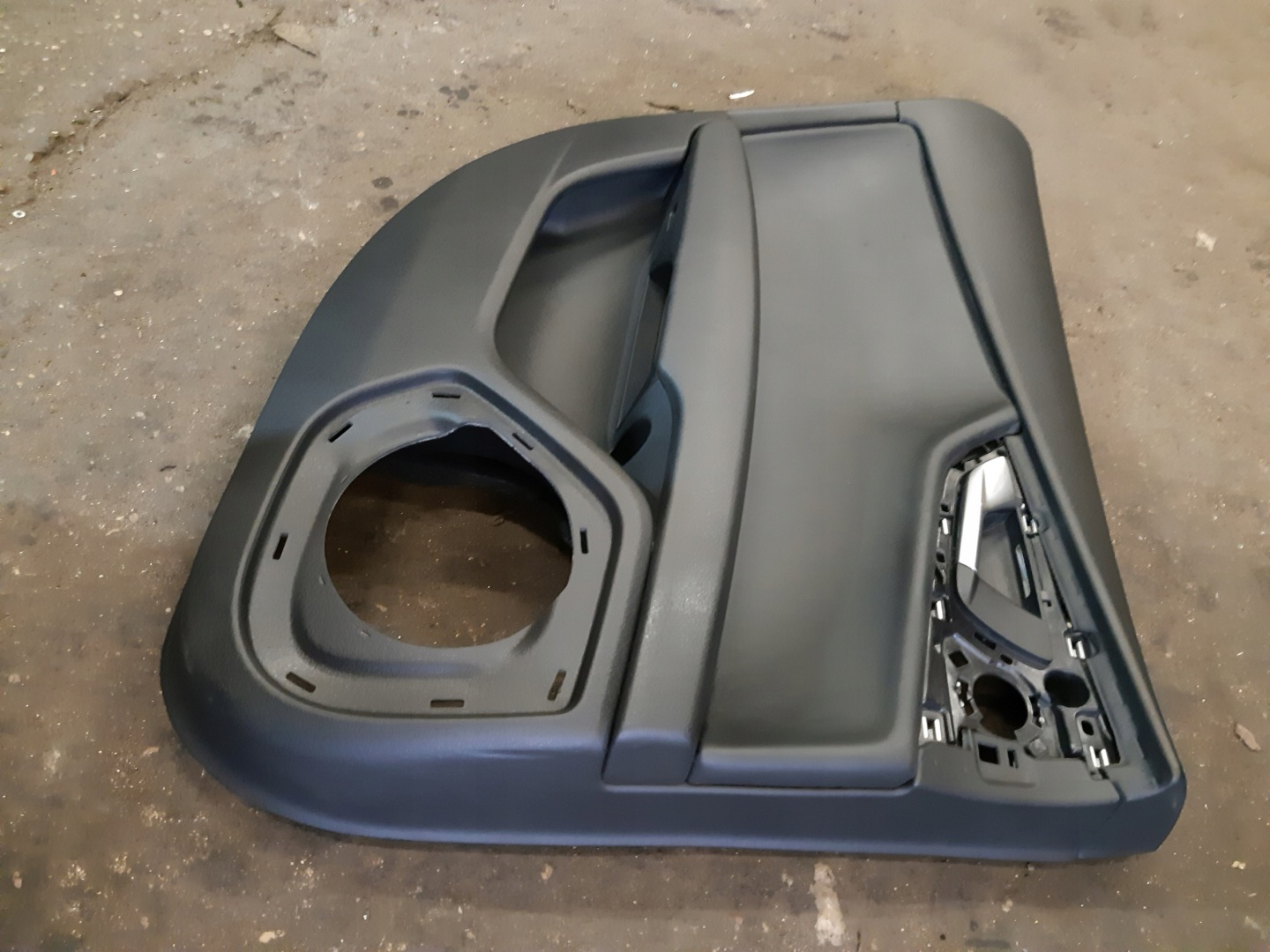 AUDI A7 4G side door leather left rear part AMBIENTE 4G8867221