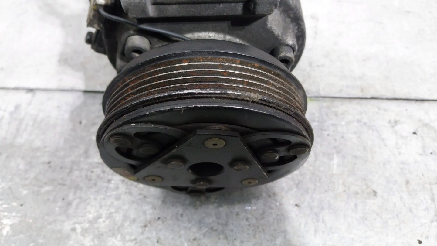 KLIMAKOMPRESSOR KOMPRESOR KLIMAANLAGE 8390340 BMW E32 E34
