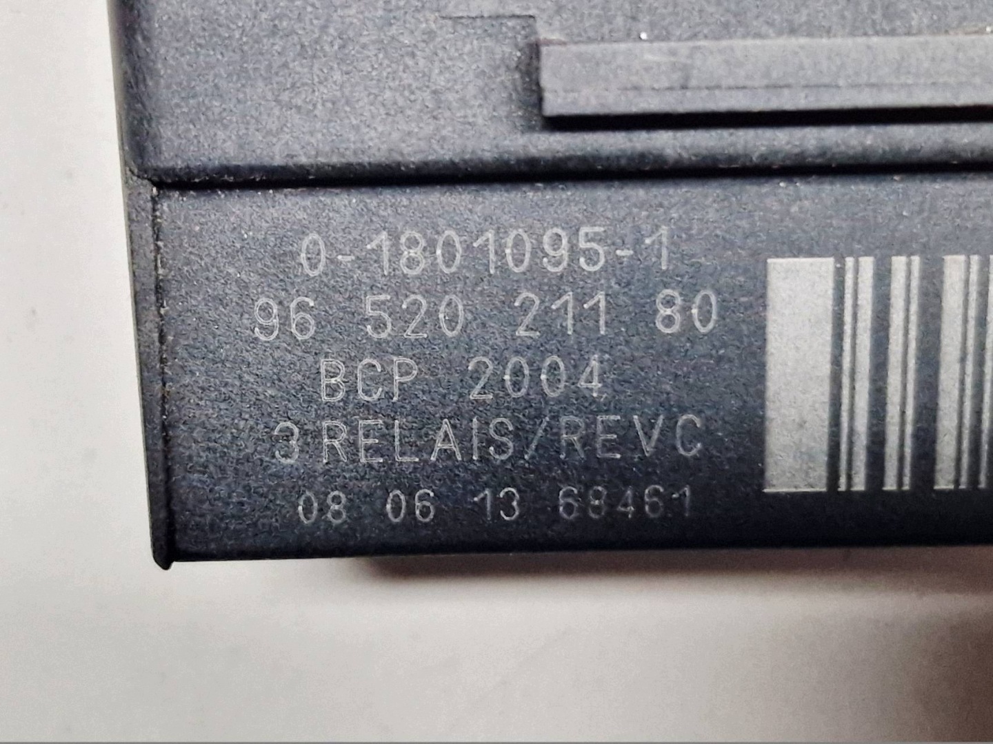 unité de commande électronique uce module ventilateur Citroen Berlingo II 2 9652021180