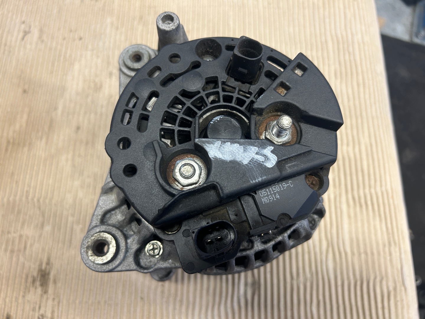 FORD S-MAX und 2,5 Benzin ALTERNATOR