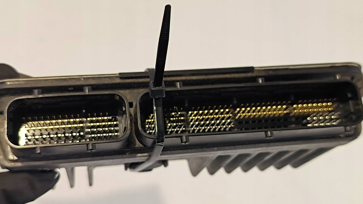 computer Motore ECU 89661-0Z730 TOYOTA AURIS II