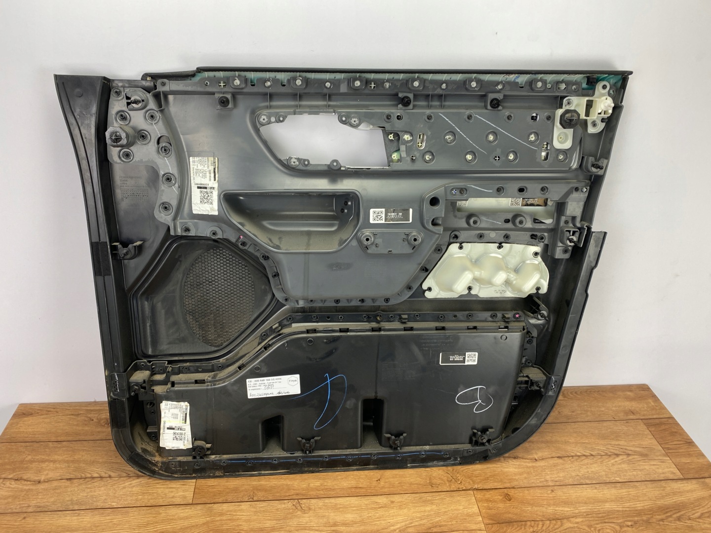 side door left front Ram 1500 2019+ USA