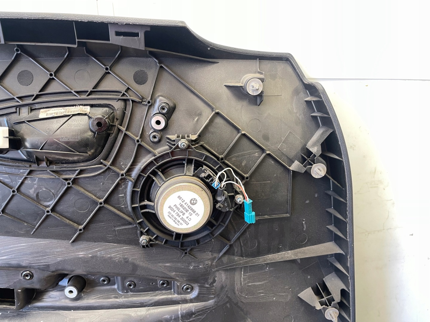 BMW E87 5D upholstery side door right front 7133298
