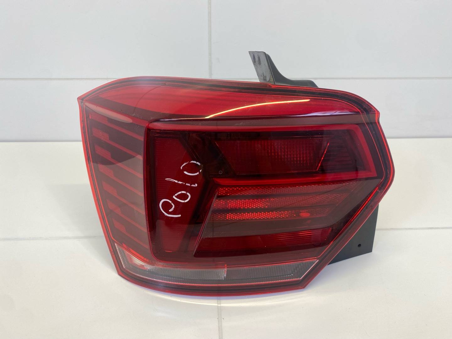 light rear left side Volkswagen Polo 6 2020 2G0945095B