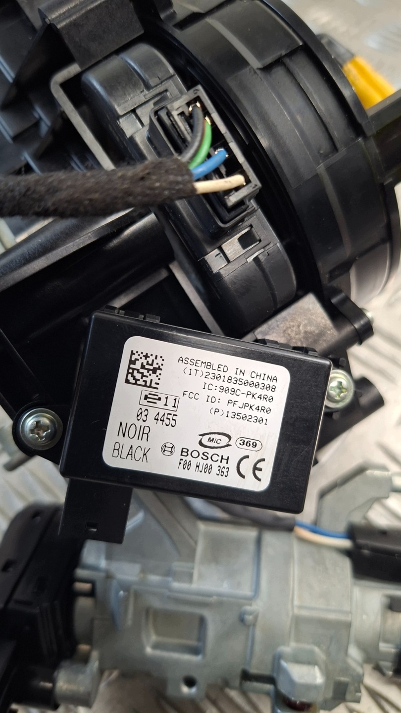 ignition Z KLUCZYKIEM OPEL INISGNIA A