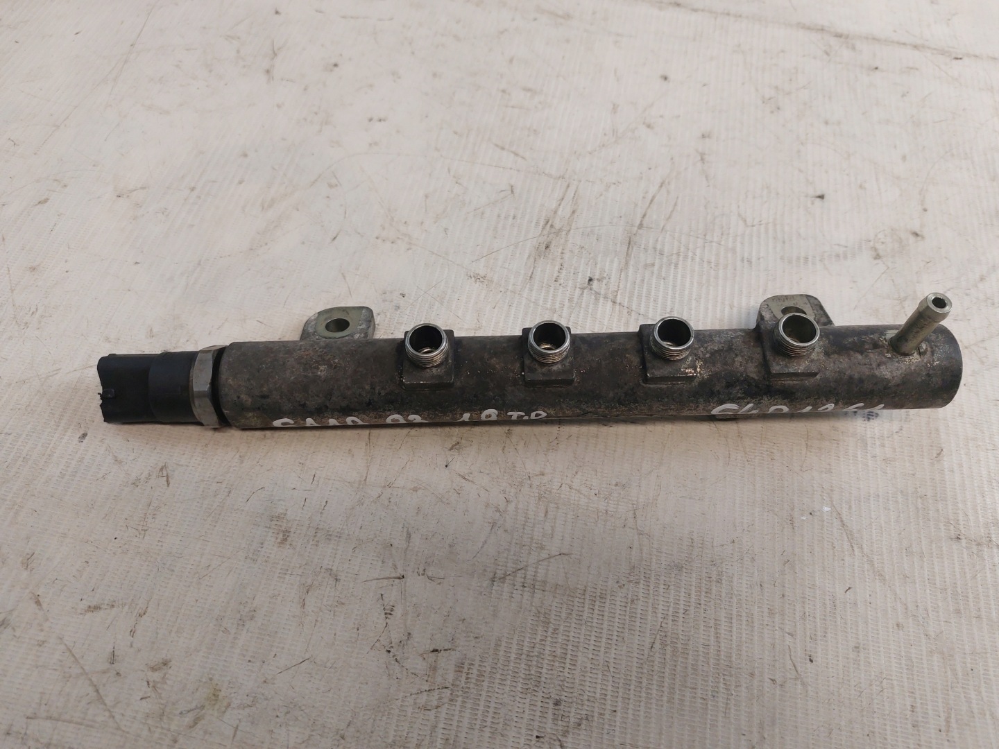 Rampe injection SAAB 93 9-3 II 1.9TiD