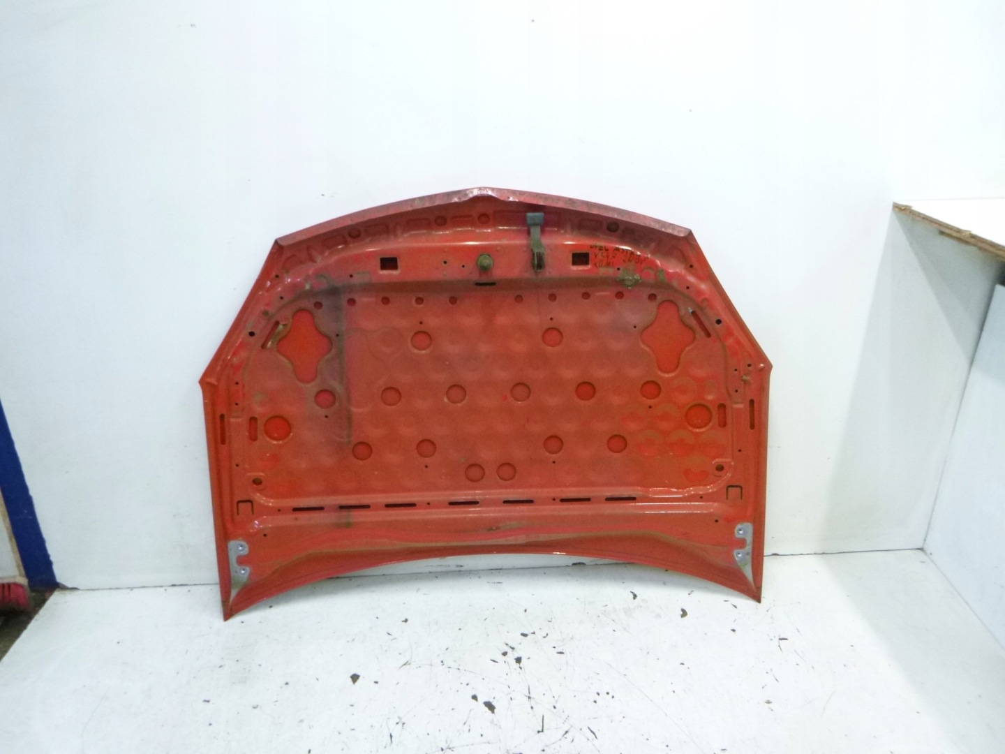 bonnet Opel Astra H Y547 2004r.