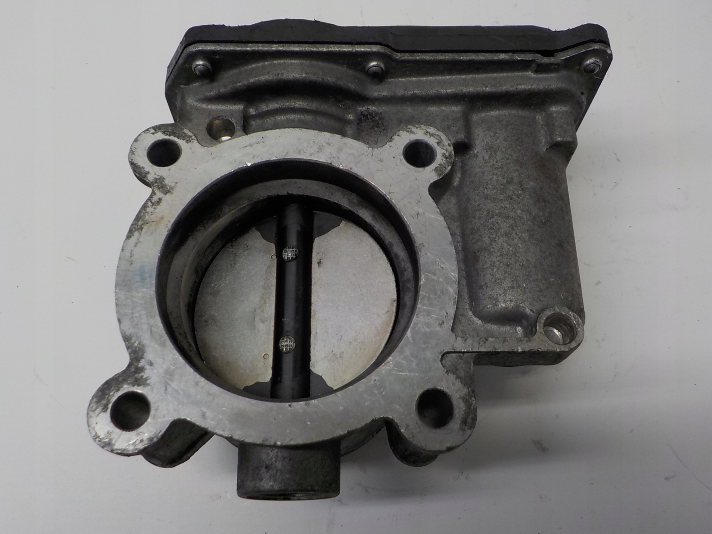 MAZDA 2.0 16V PE SKYACTIV Valvola a farfalla PE0113640B