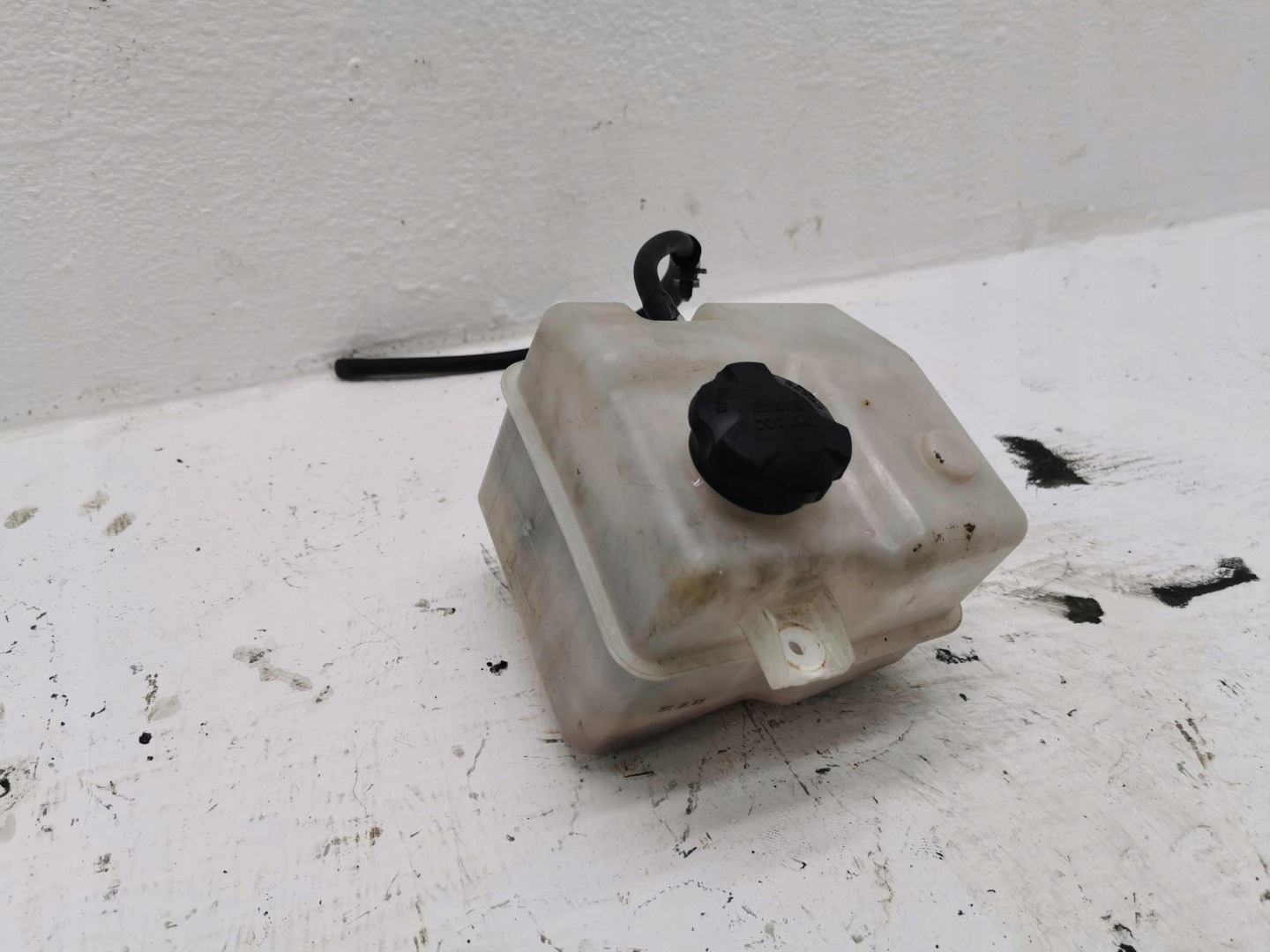 Scheibenwaschbehälter HYUNDAI I40 1.7 25430-3Z100