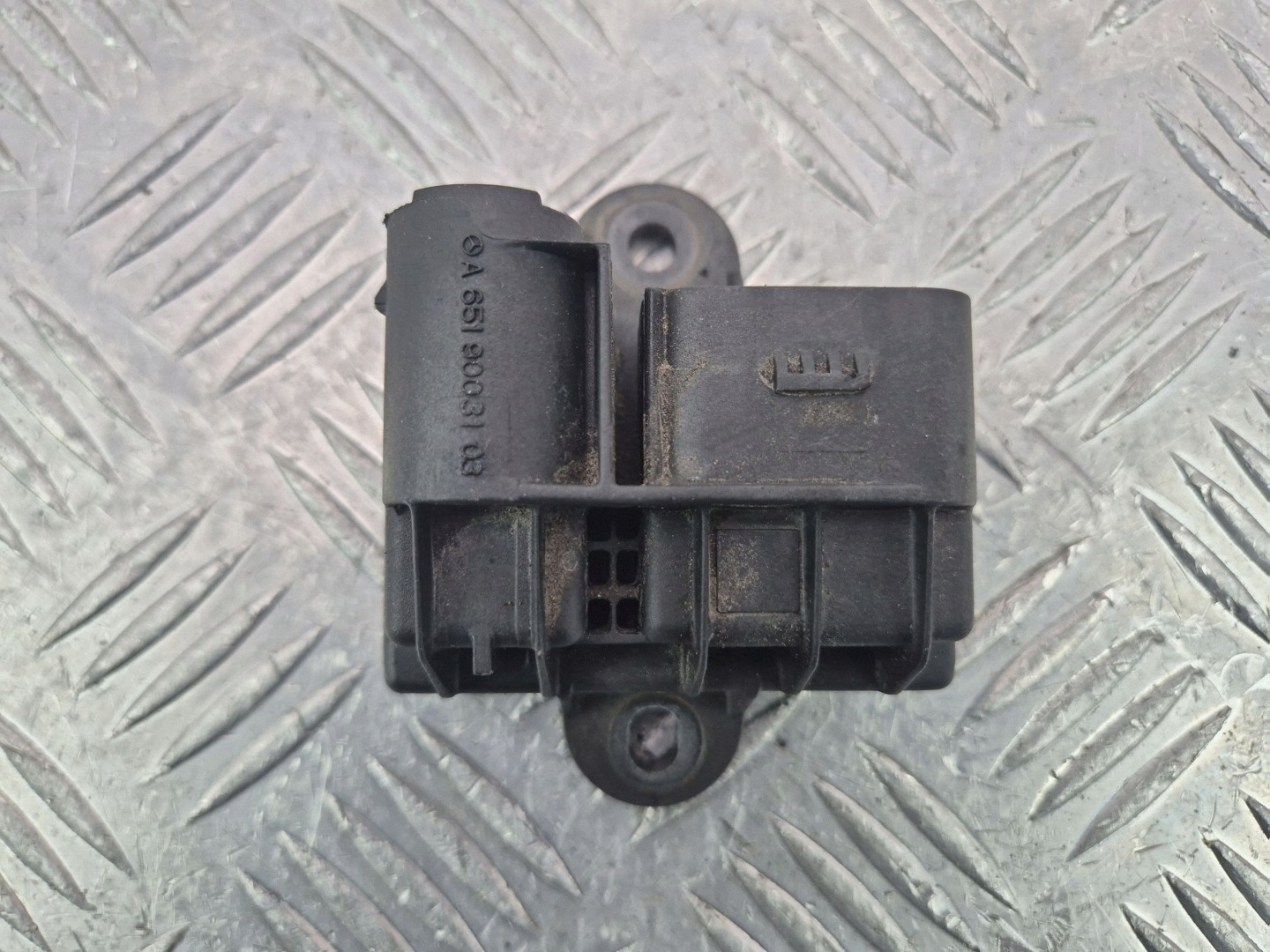 Mercedes E220 CDI C207 2.2 control unit plugs zarowych A6519003103 OM651