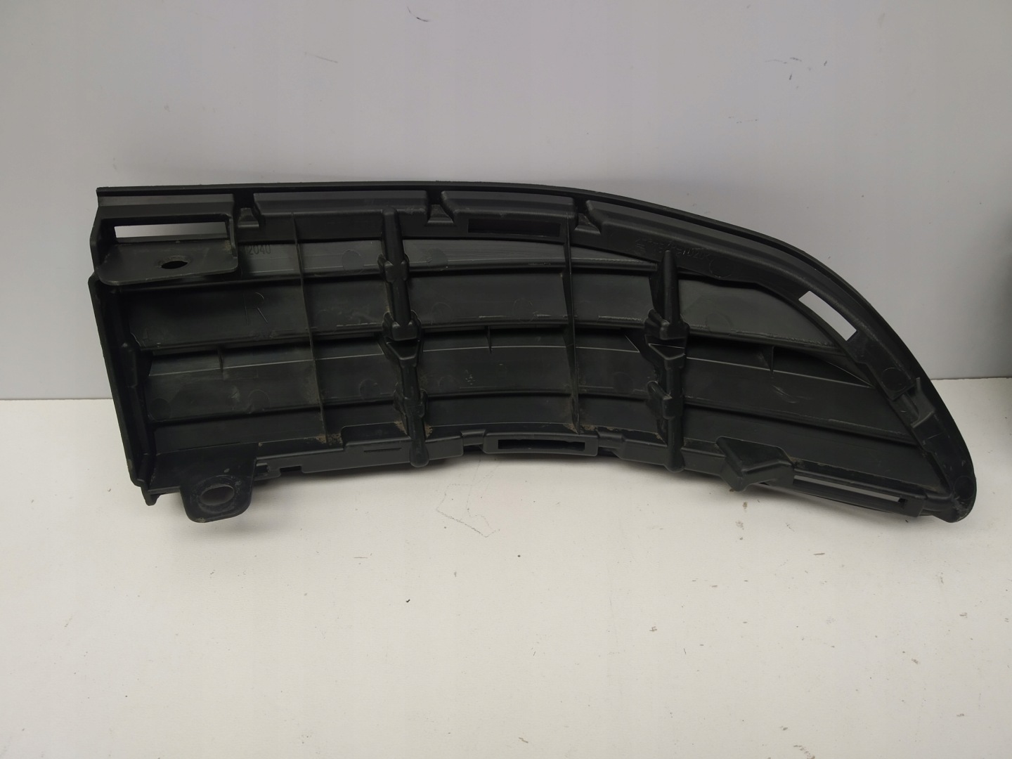 2013r + Toyota Rav4 IV grid spoiler left right w bumper front original