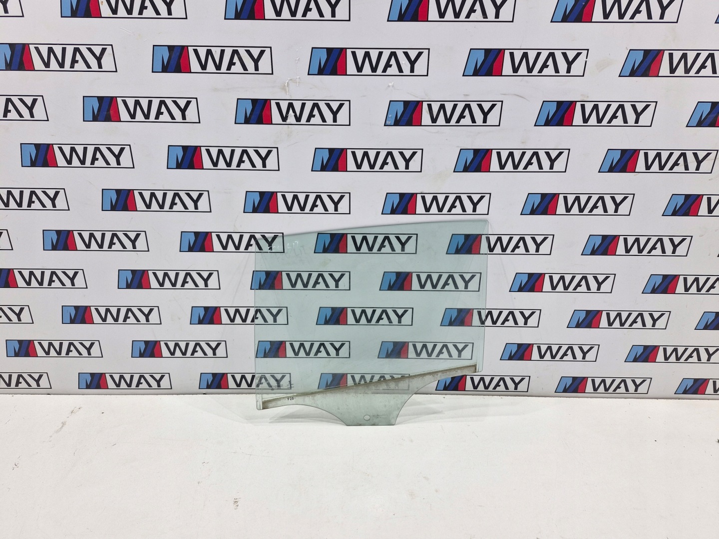 BMW 1 F20 left rear window door original