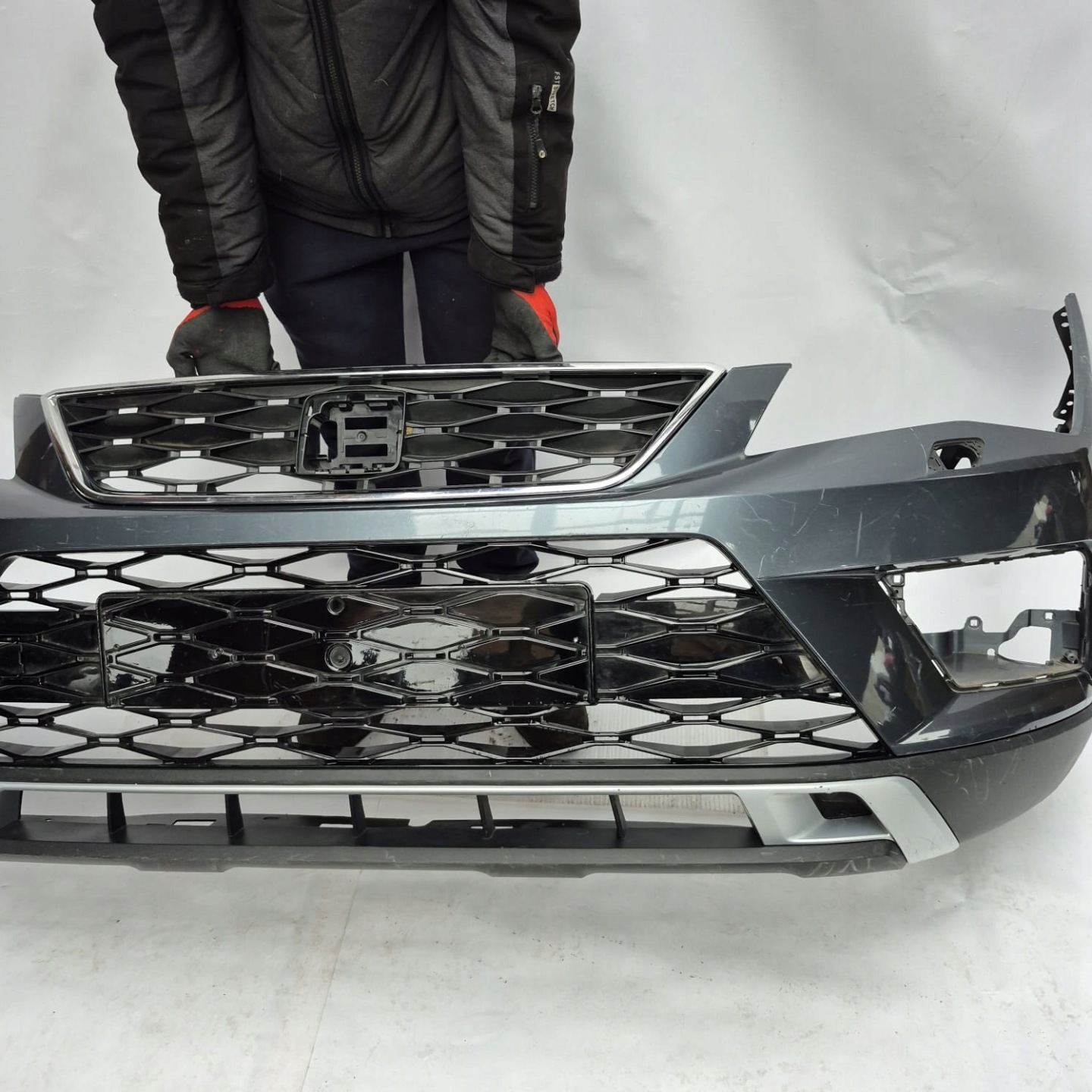 SEAT ATECA 575 FR 16-20 bumper front front PDC SPR