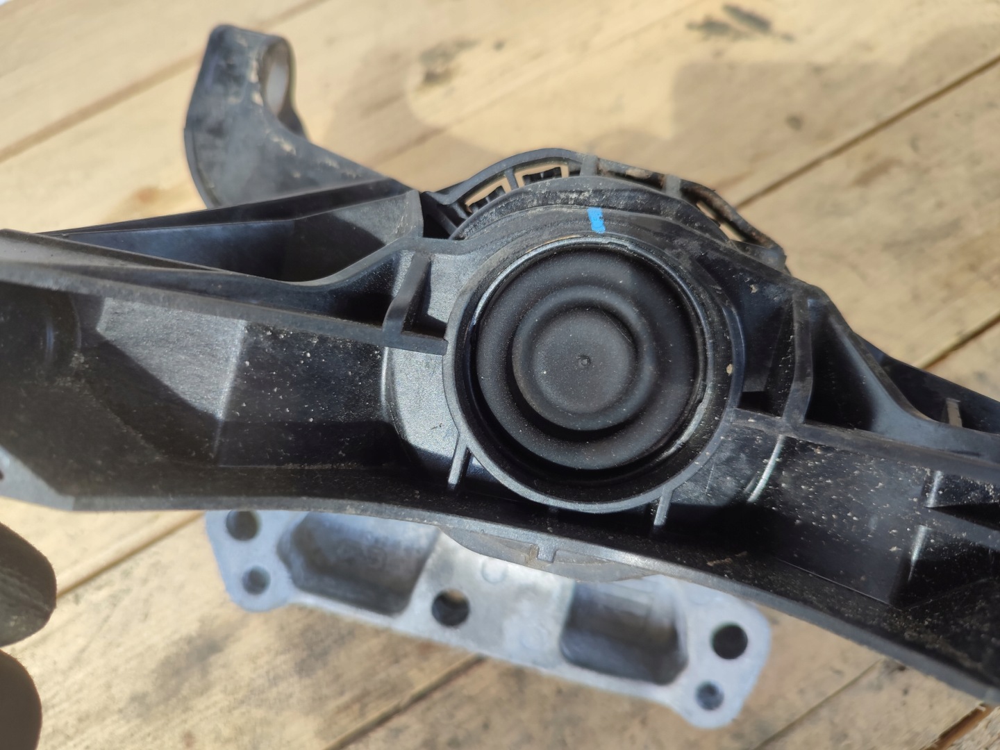 holder engine mount PEUGEOT 3008 5008 II 1.6 THP
