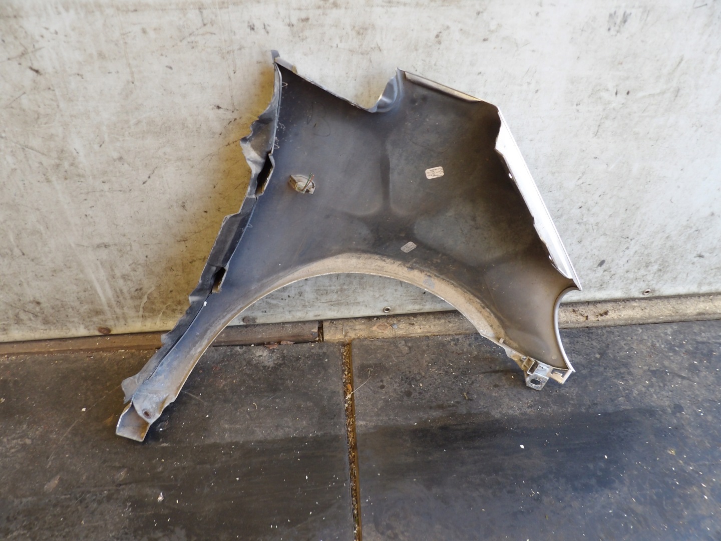 Mercedes A168 long fender left lak. 761