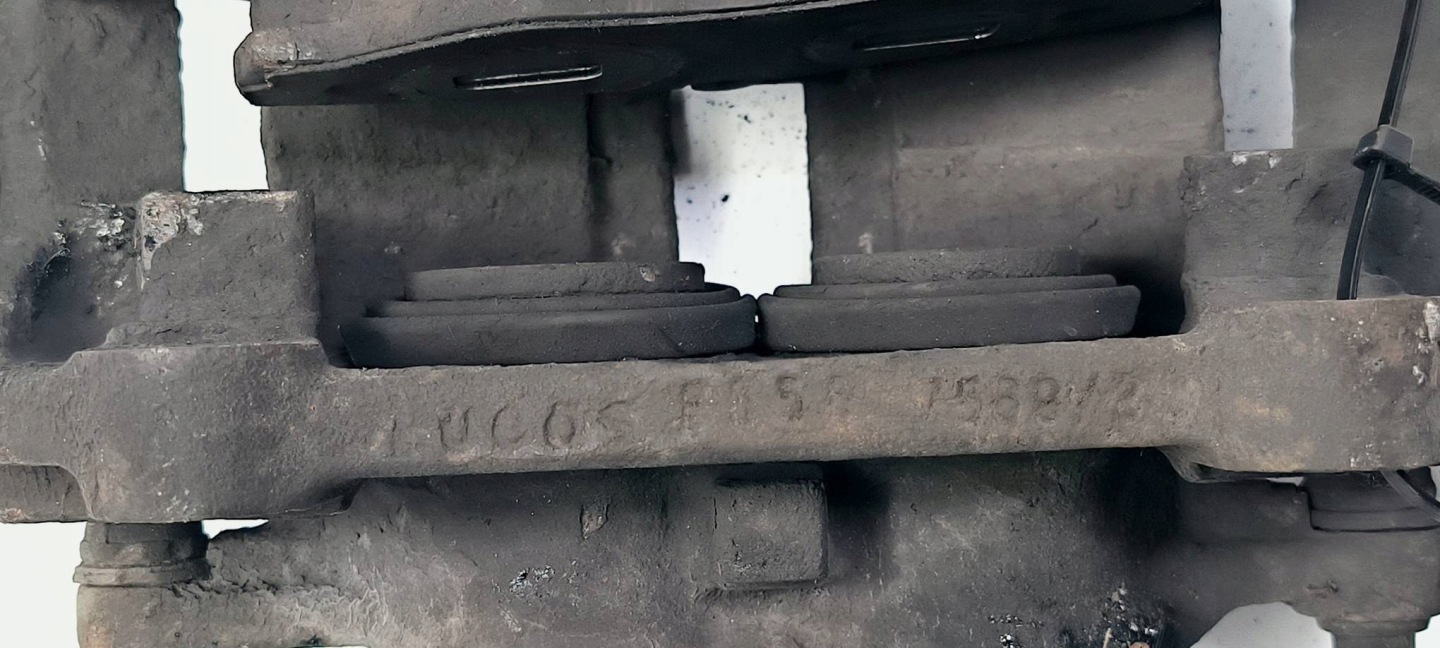 caliper brake front right 2.5 OPEL VIVARO II