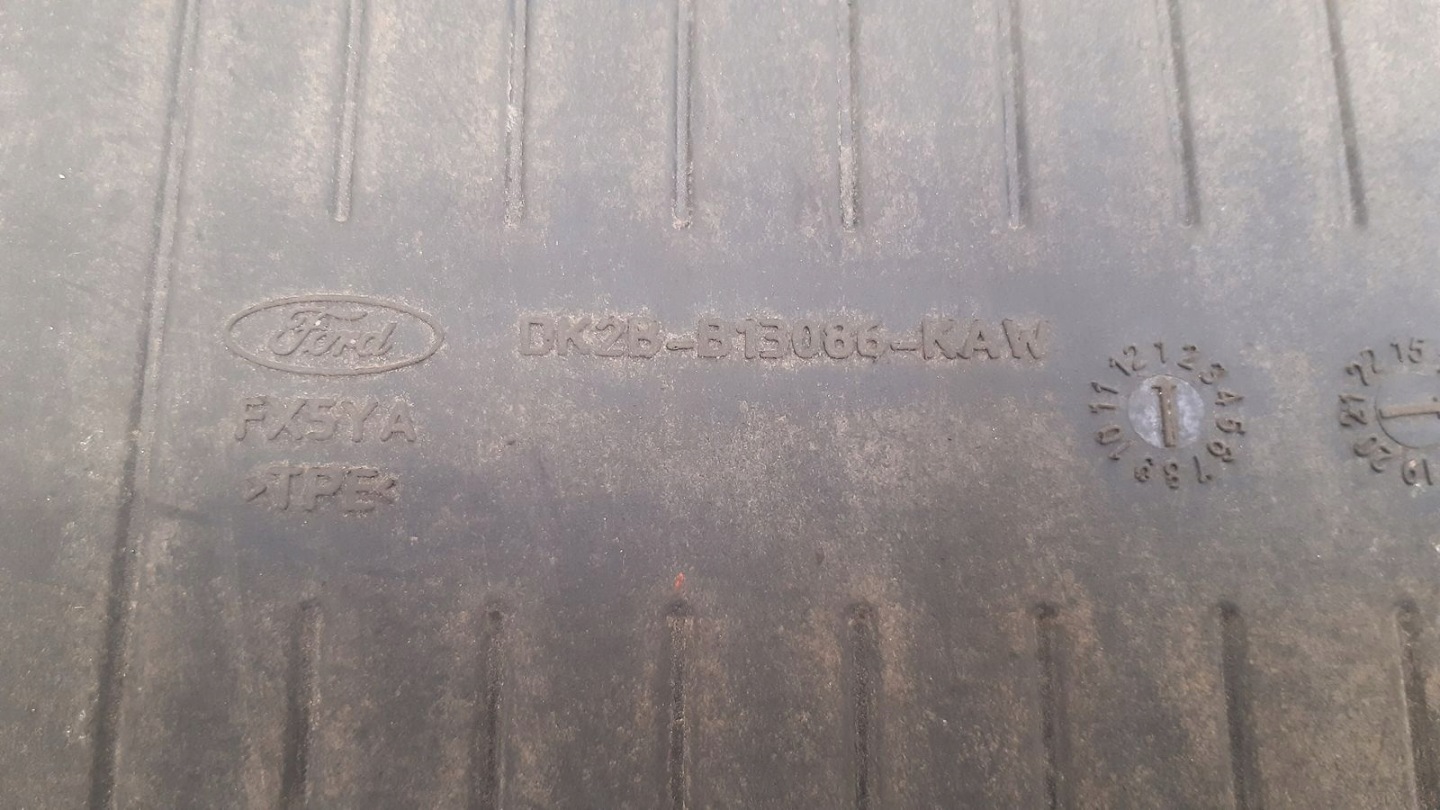 Dywanik Gummi Ford Transit Custom 2,2 TDCI