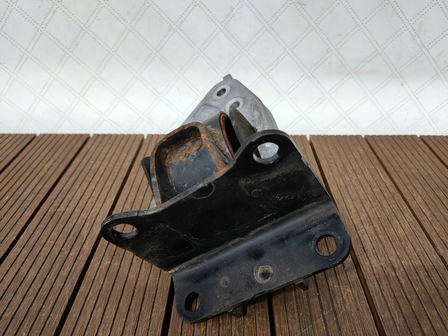 SUZUKI KIZASHI 09-14 2.4B 4WD holder gearbox mount