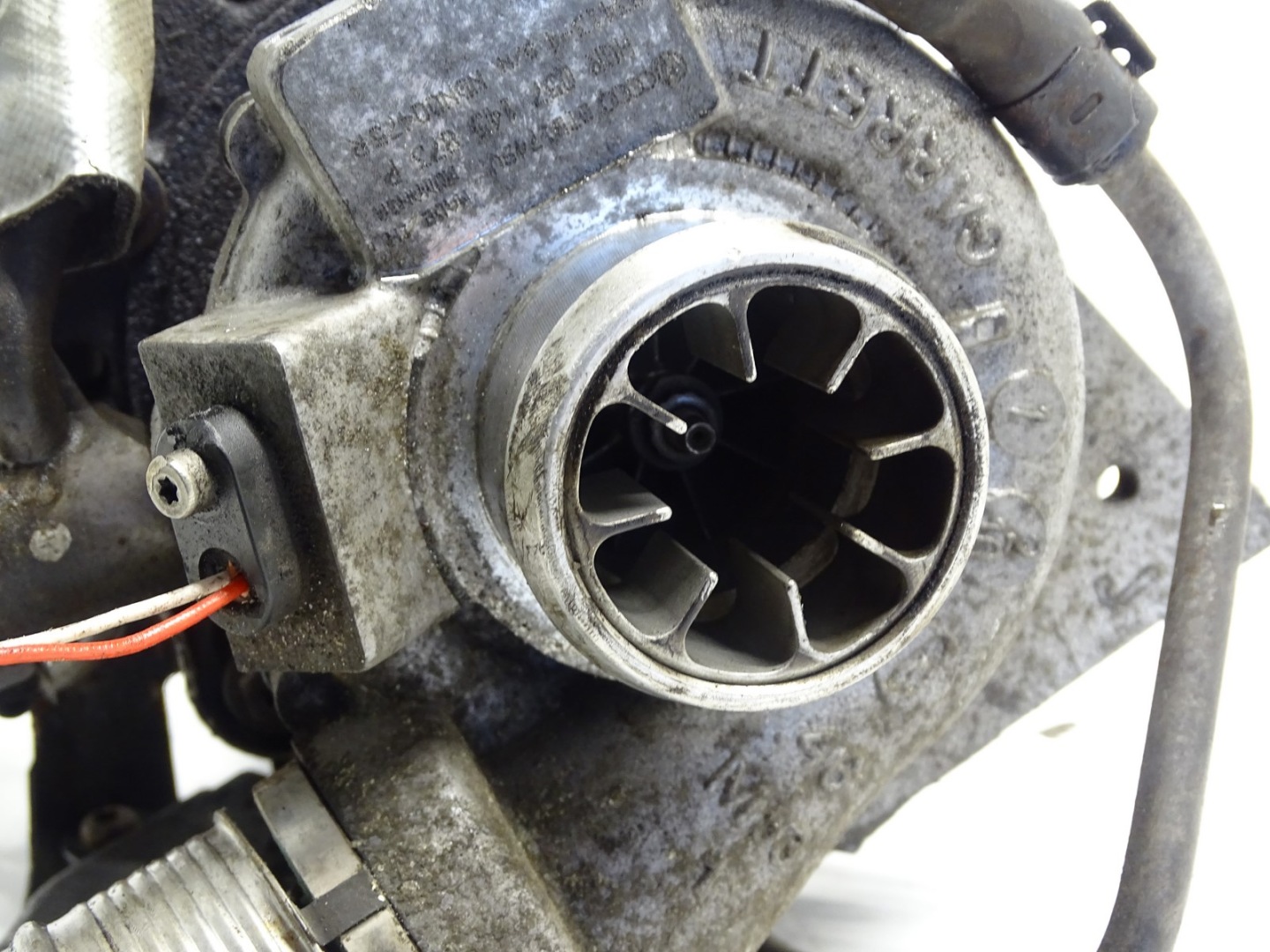 turbo left AUDI A8 D4 4.2 TDI 057145873P