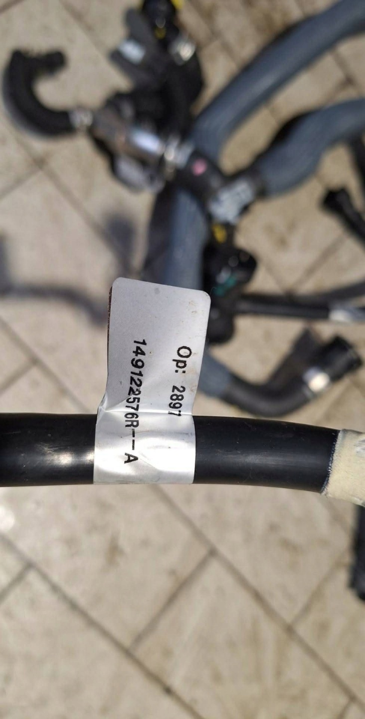 pipe dolotowa Renault Austral 149122576R as new!