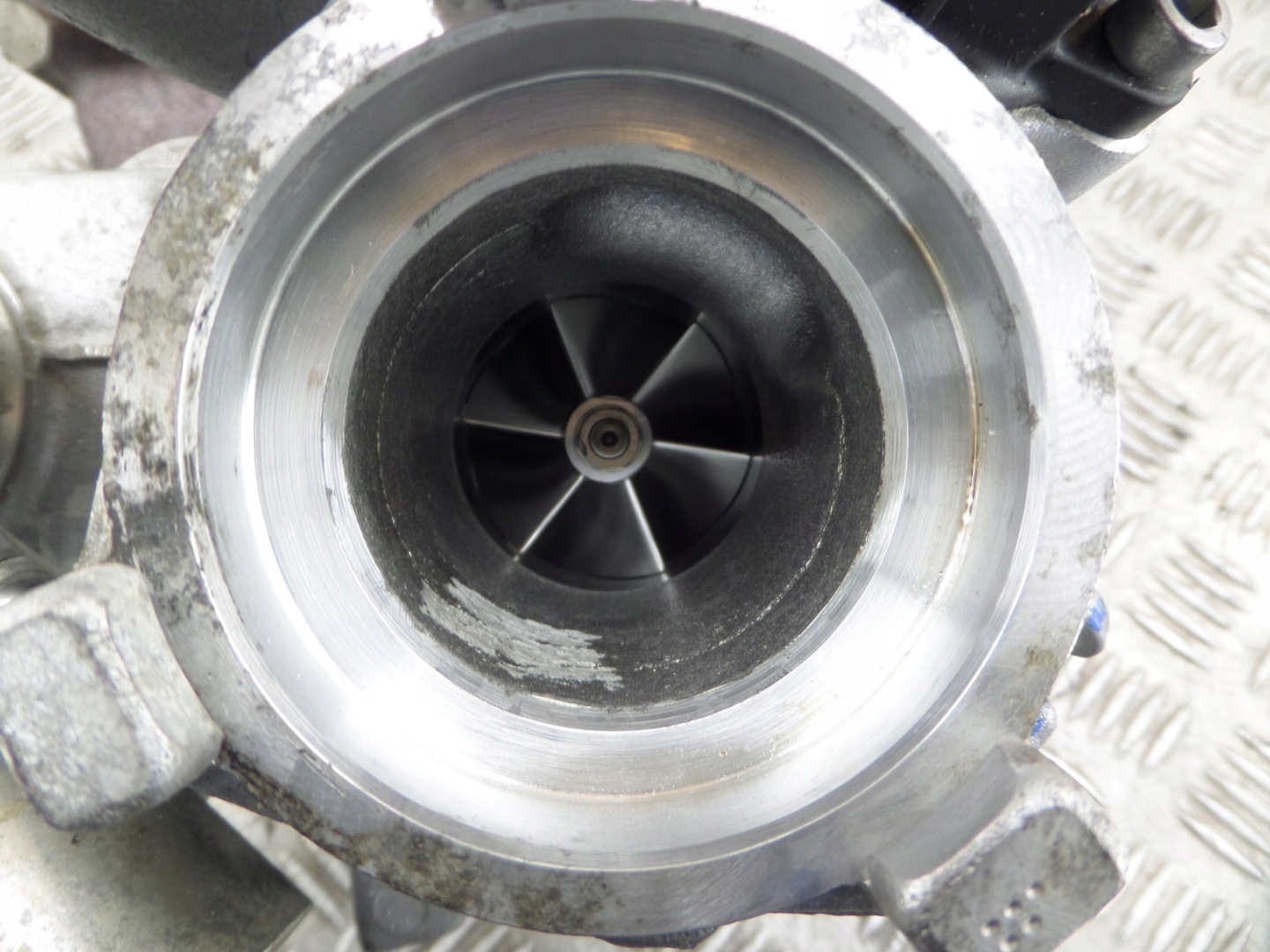 AUDI VW turbo 06K145874L 2.0 TSI