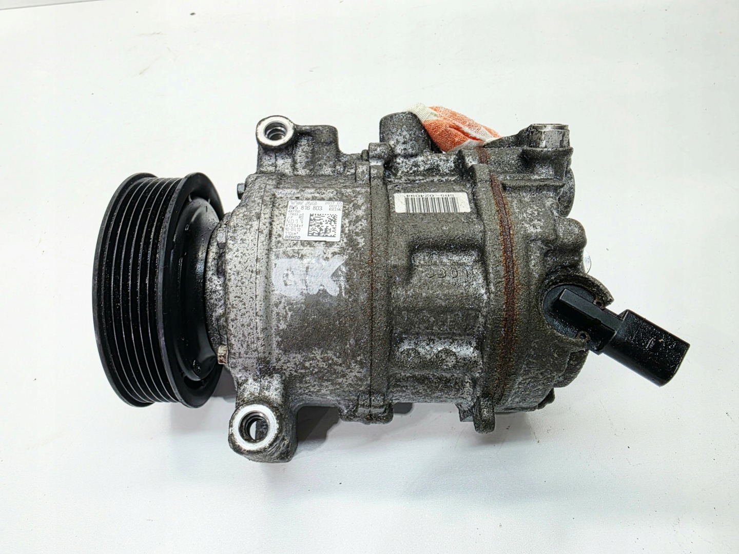 compressor compressor; of the air conditioning AUDI A4 B9 A5 8W 8W5816803 OK
