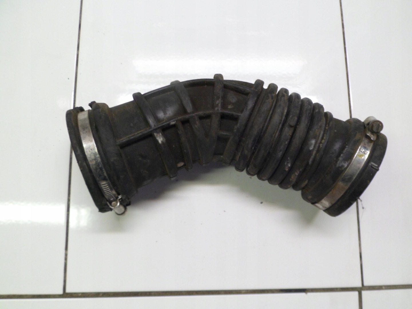 OPEL MOKKA 1.7CDTI pipe air 95134944