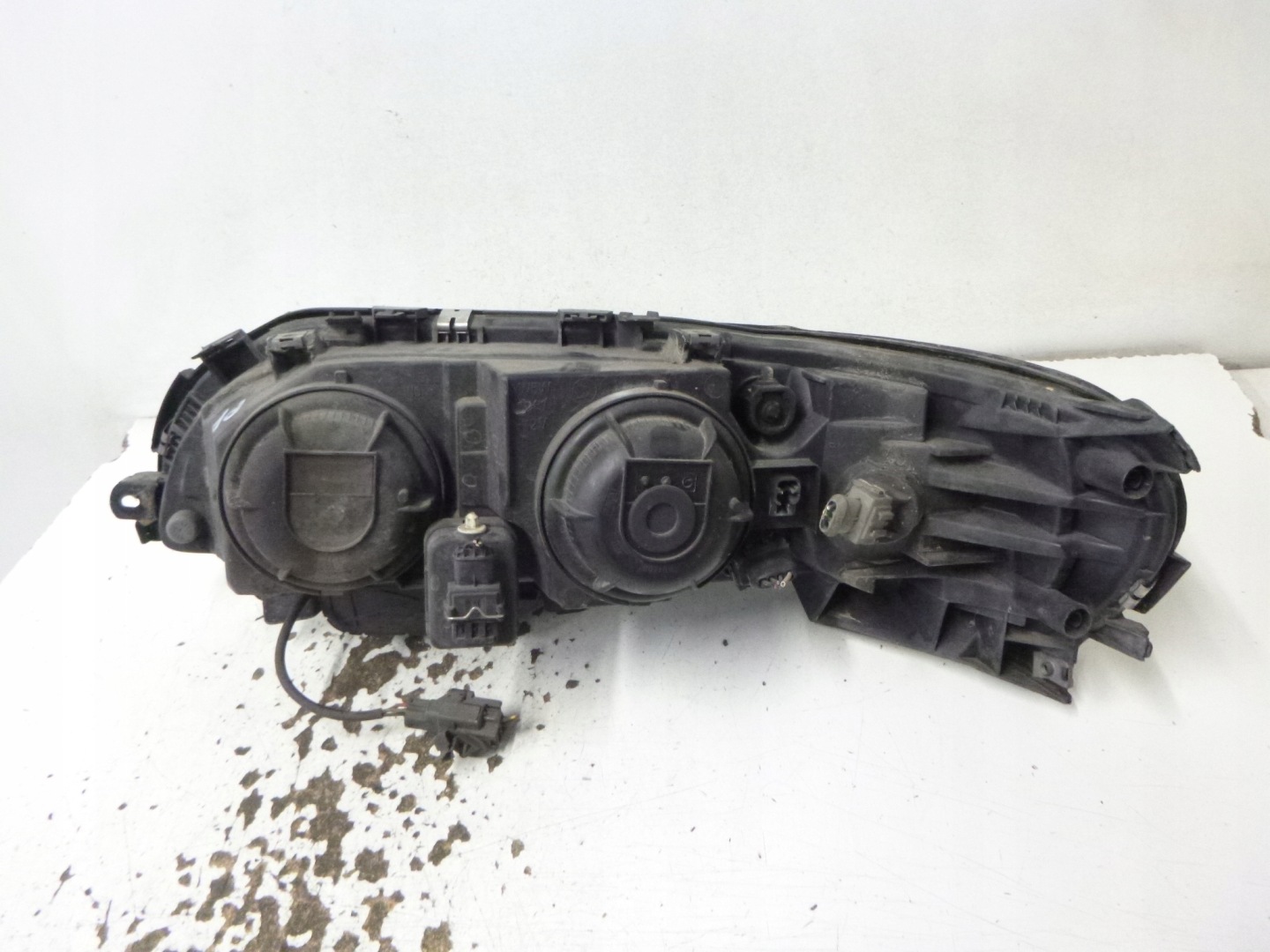 Reflektor light left Volvo V70 II S60 00-04 EURO 8693568