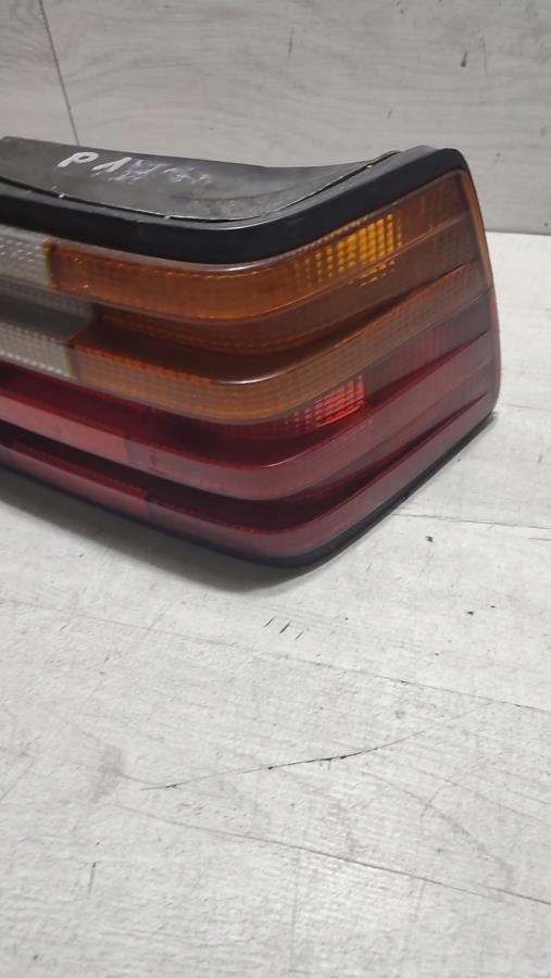 light right rear part Mercedes w124