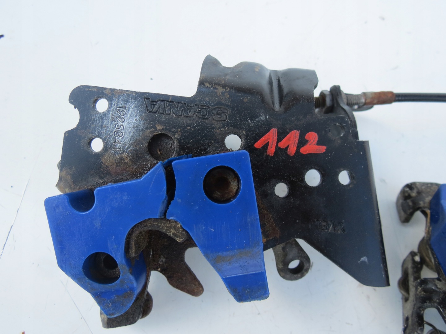 lock grille bonnets rope handle Scania R 1925340 1925341 SCANIA P G R T