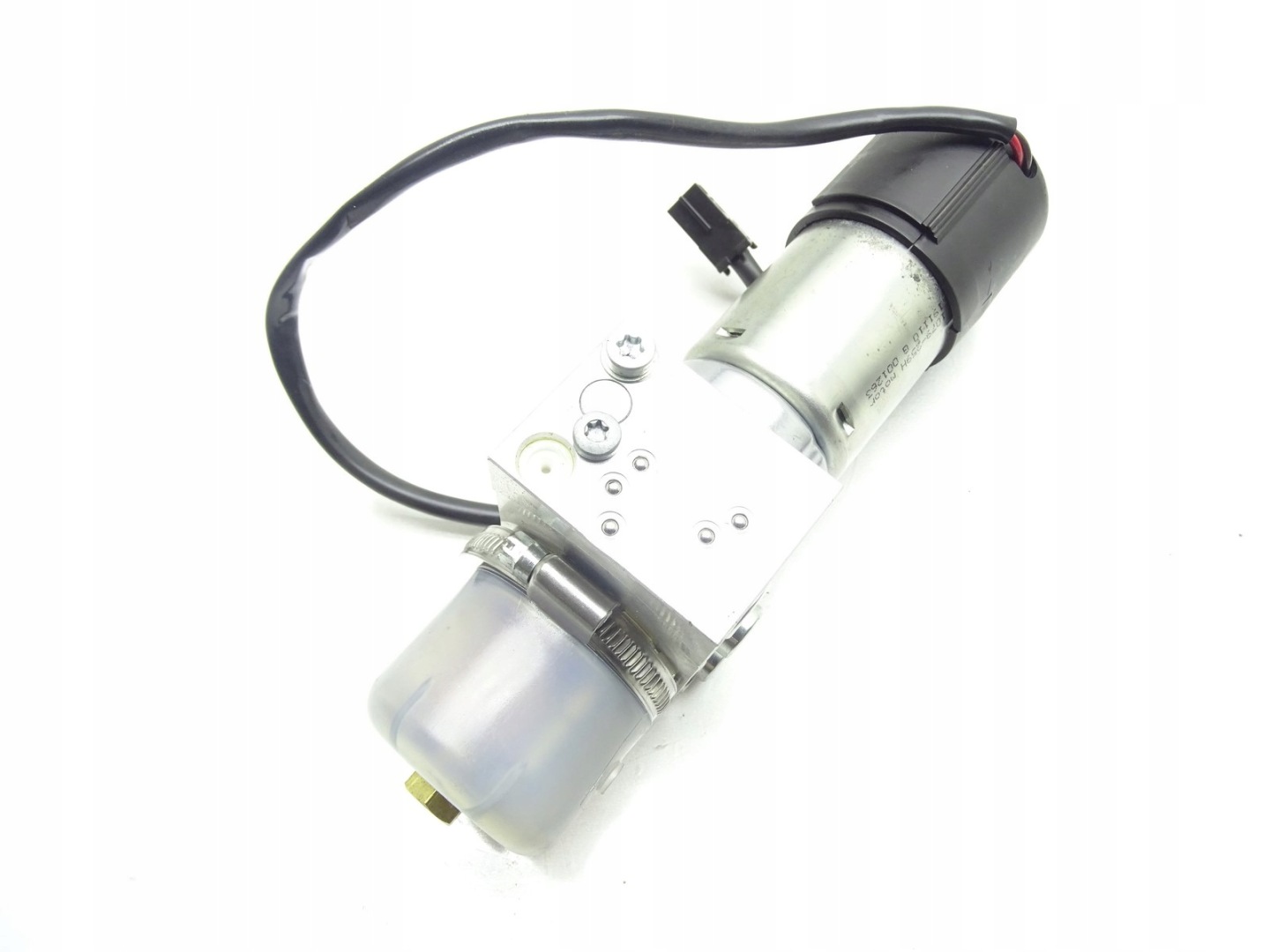 pump damper bonnet MERCEDES R W251 A2518001248