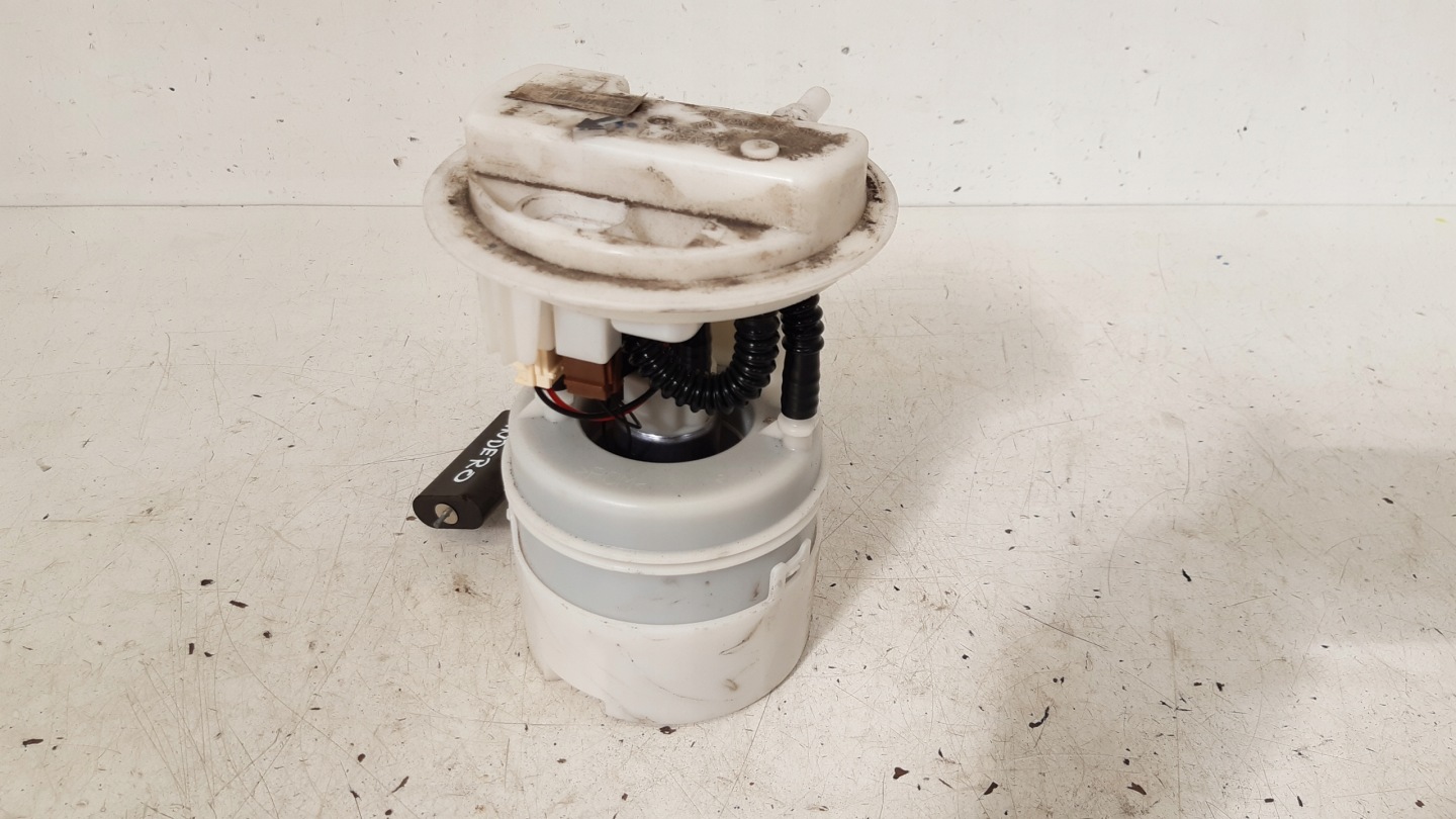 feed pump 8200903603 Dacia Sandero