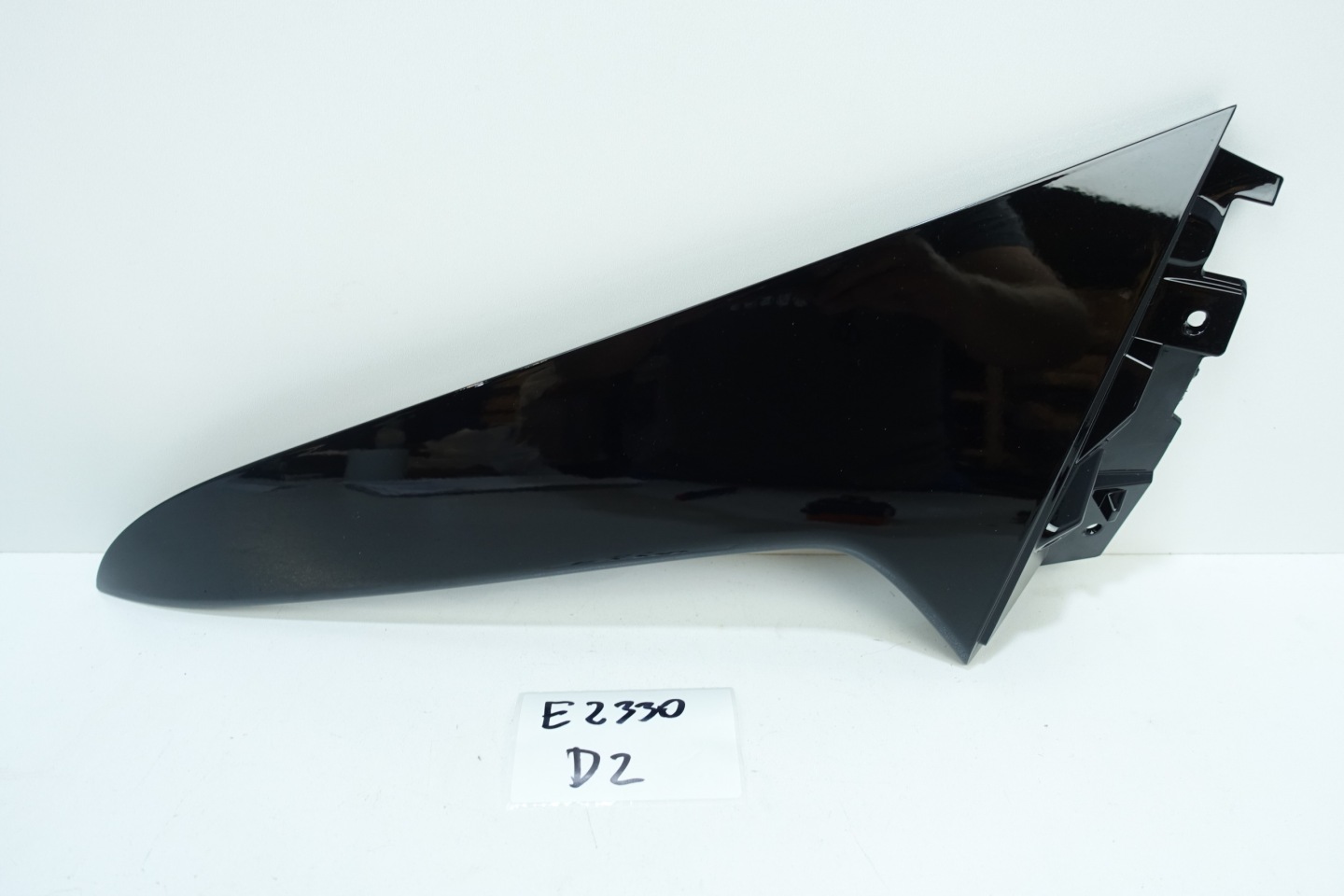 SPOILER bonnet boot left rear part HYUNDAI KONA 23- 87227-HF100