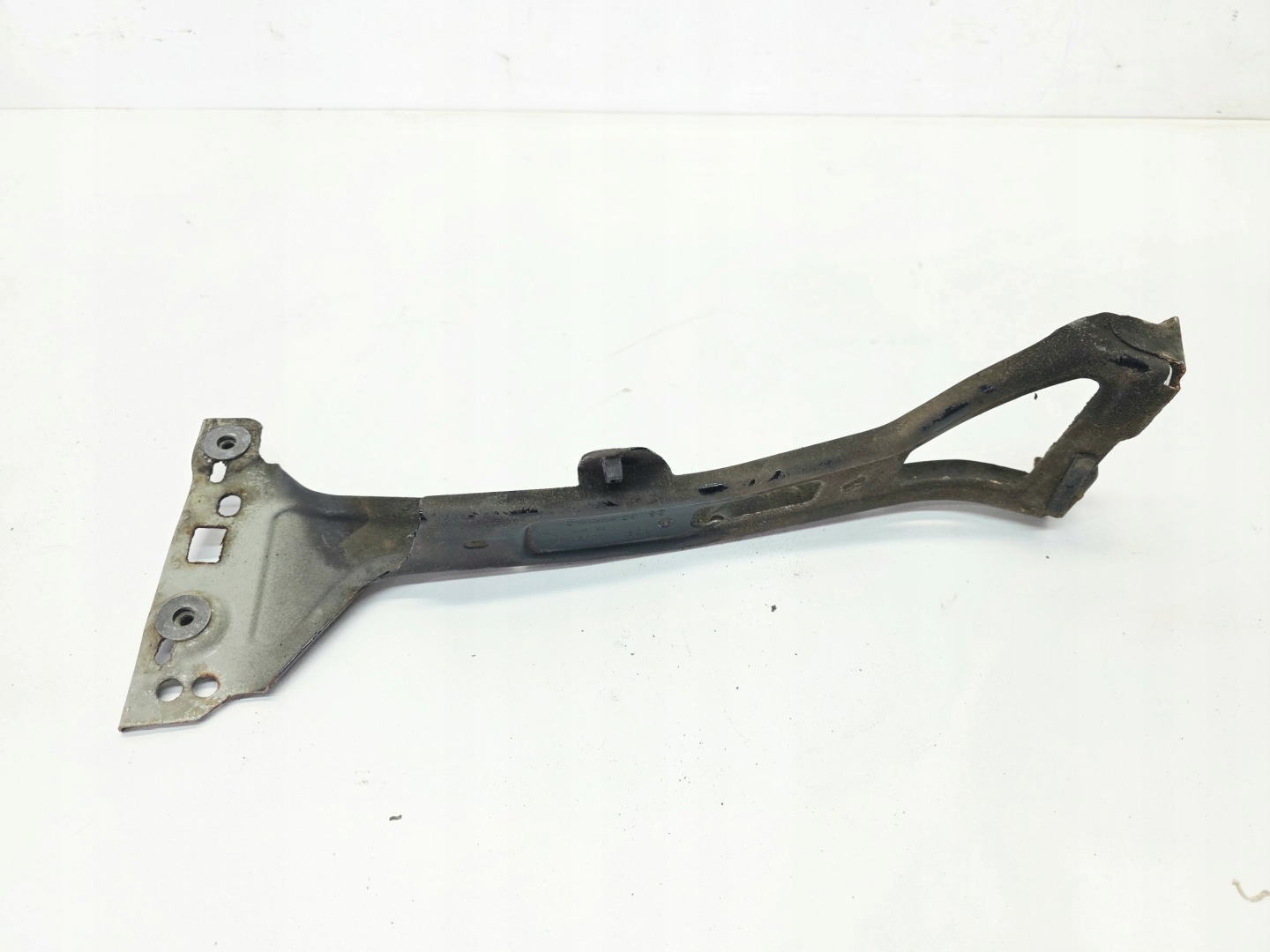 console holder of a fender left front AUDI A4 B9 8W0821135C