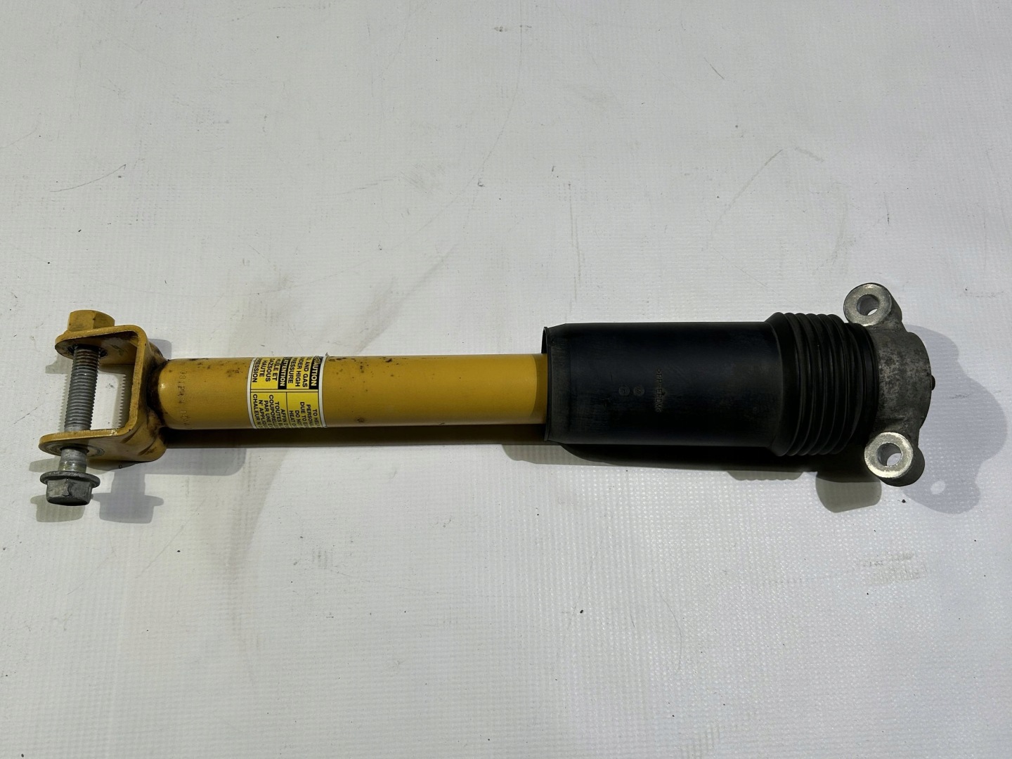 shock absorber rear part rear right left Chevrolet Corvette C7 2014r