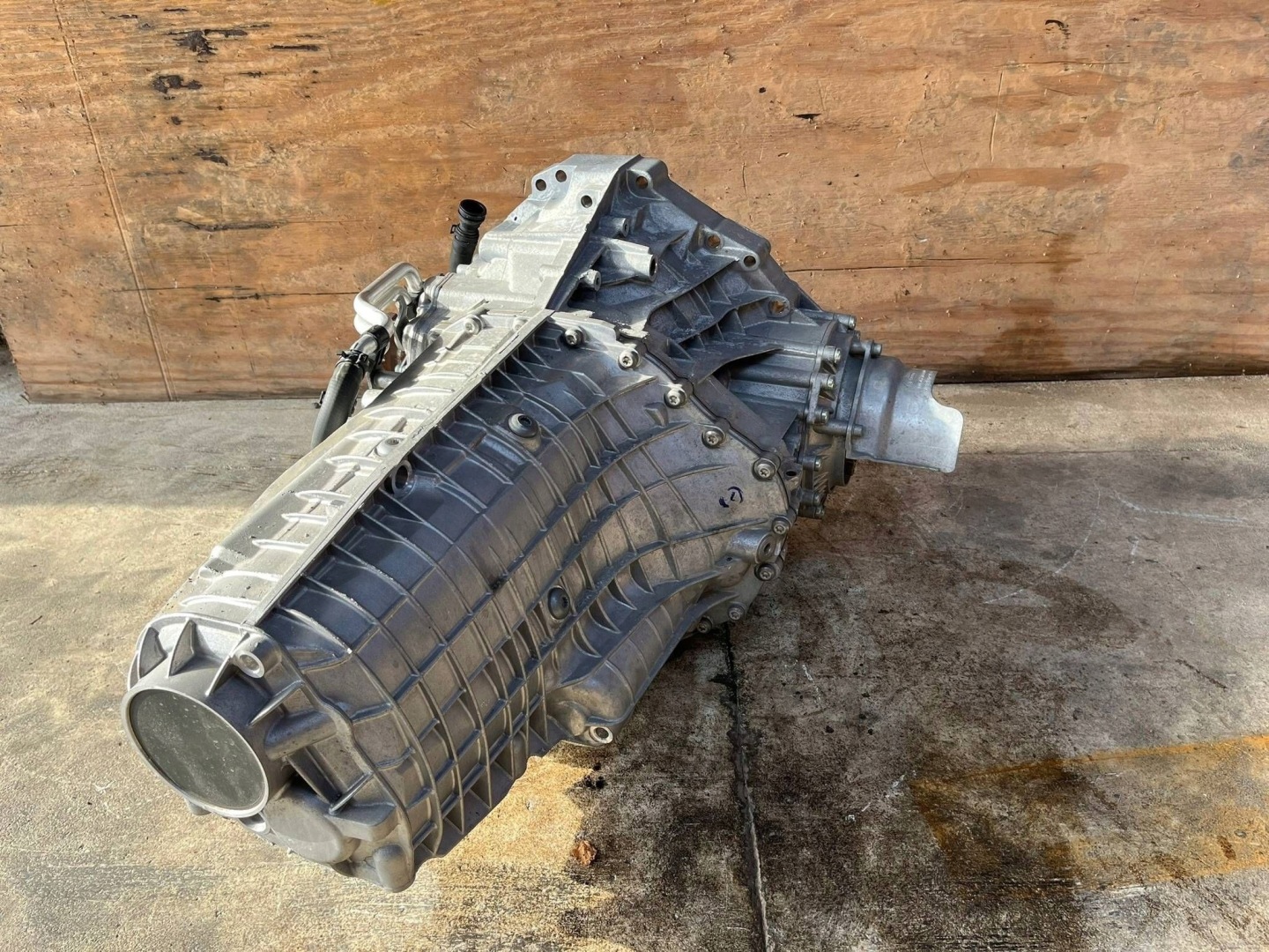 AUDI A4 A5 F5 Boîte de vitesses 2.0 TFSI Comme Neuf UML