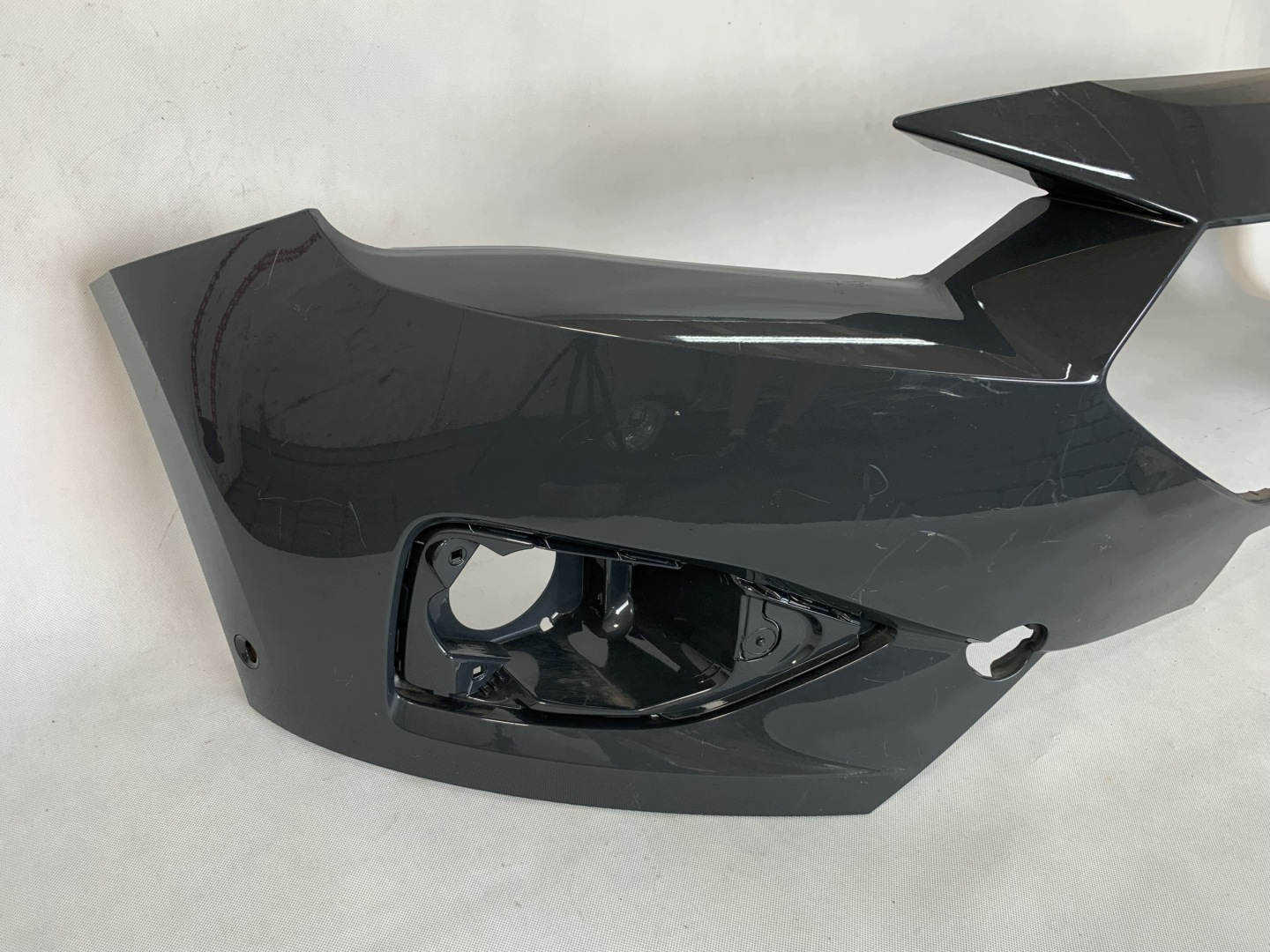 front bumper Seat Tarraco 17r PDC 5FJ807221D 05.26